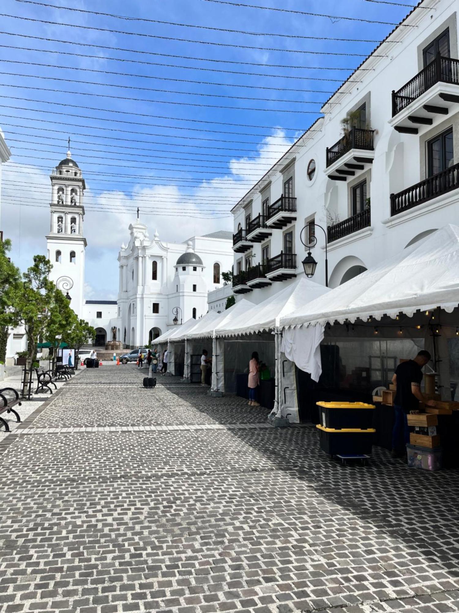 Encanto Cayala, Apartamento Moderno A Minutos Caminando De Embajada Usa Y Paseo Cayala Guatemala-Stadt Exterior foto